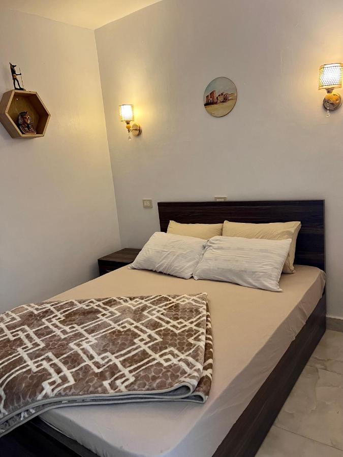 Giza Pyramids View Homestay Kafrat al Jabal Exterior photo